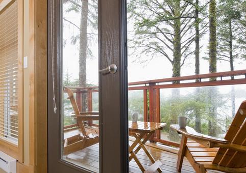 陽臺護(hù)欄驗收和安裝注意事項