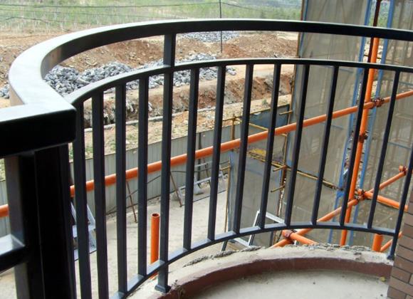 鋅鋼陽(yáng)臺(tái)欄桿品牌制造商推薦